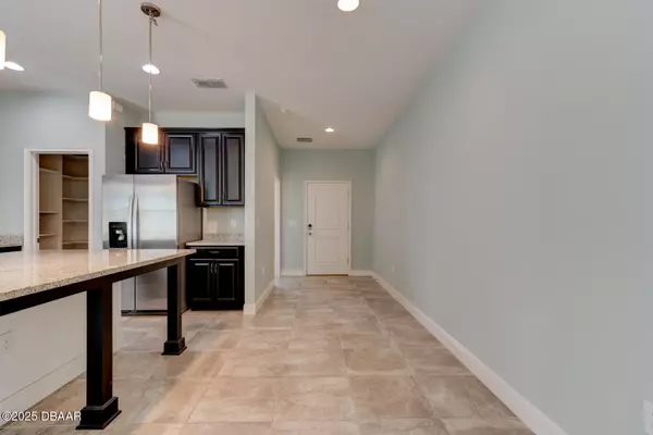 Port Orange, FL 32128,5633 Estero LOOP