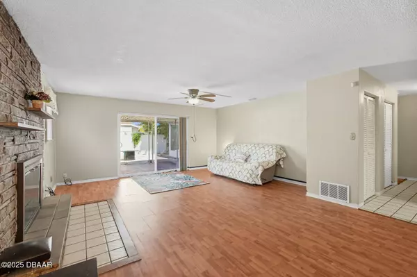 Daytona Beach, FL 32114,1421 Margina AVE