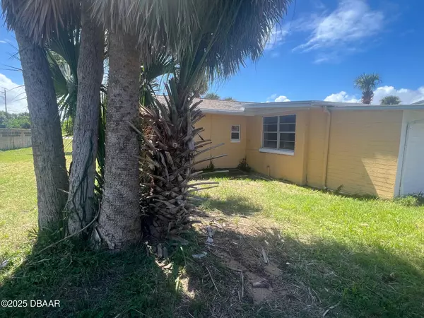 Ormond Beach, FL 32176,1 River DR