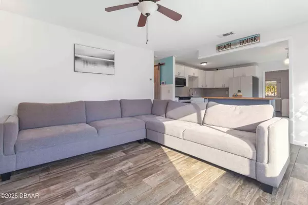 Edgewater, FL 32141,3404 Juniper DR