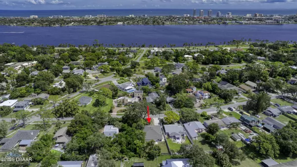 Ormond Beach, FL 32174,772 Cordova AVE