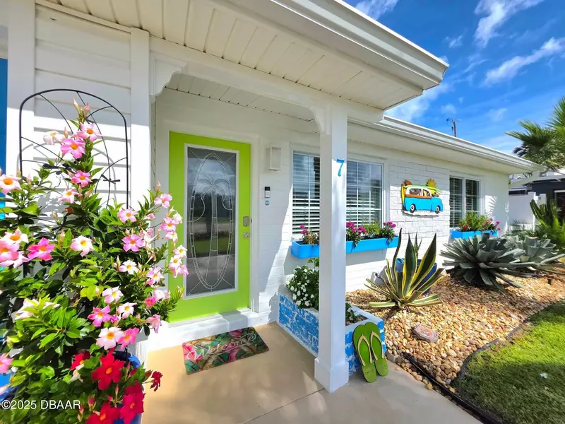 7 Sunny Shore DR, Ormond Beach, FL 32176