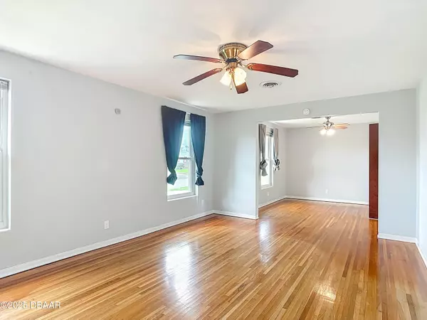 Ormond Beach, FL 32176,105 Banyan DR