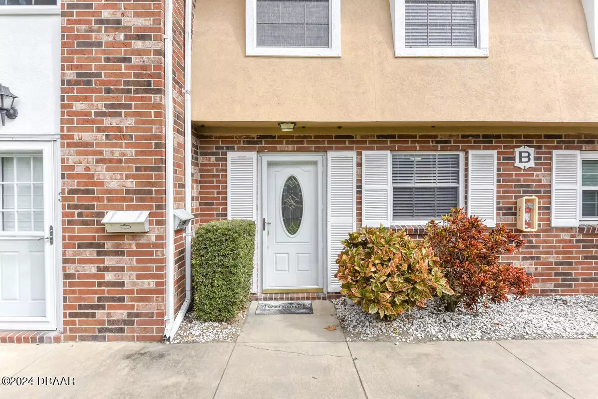 South Daytona, FL 32119,2200 Palmetto AVE #B040