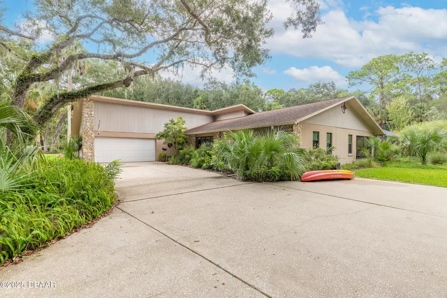59 Village DR, Ormond Beach, FL 32174