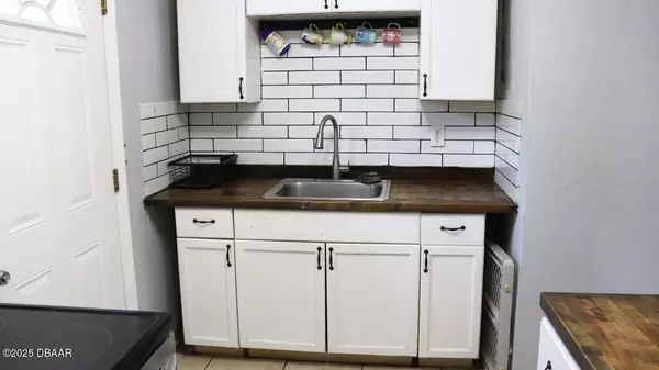 South Daytona, FL 32119,1834 Segrave ST