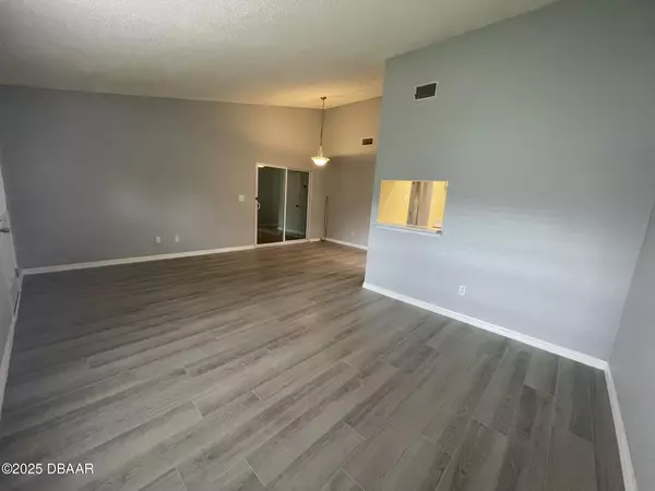 New Smyrna Beach, FL 32168,15 Birdie DR