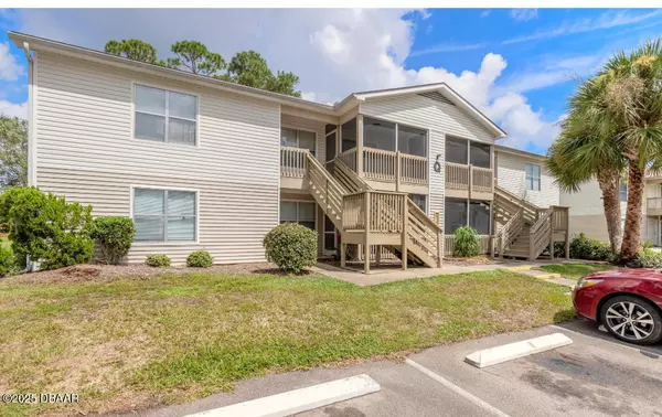1600 Big Tree RD #Q1, Daytona Beach, FL 32119