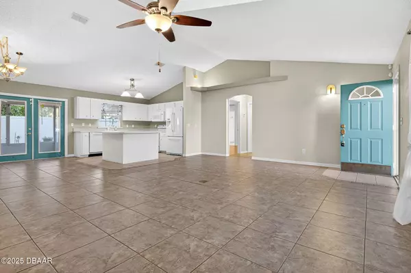 Edgewater, FL 32141,2803 Vista Palm DR