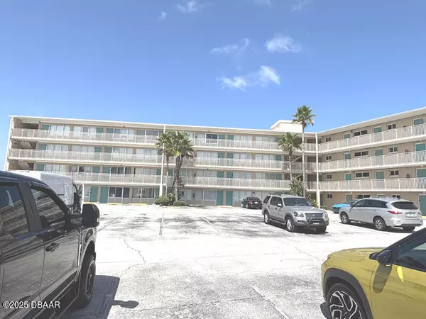 Daytona Beach, FL 32118,219 Atlantic AVE #408