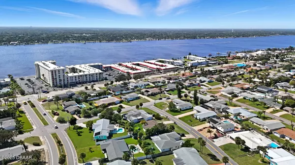 Daytona Beach, FL 32118,307 Emory DR