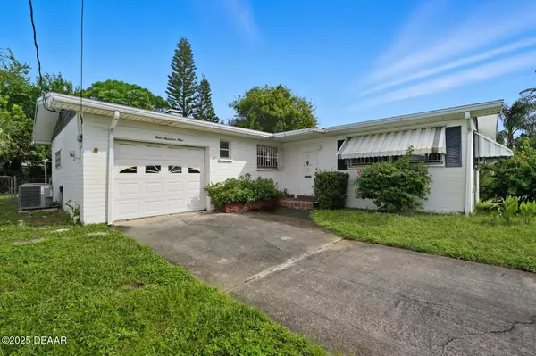 409 Manhattan AVE, Daytona Beach, FL 32118