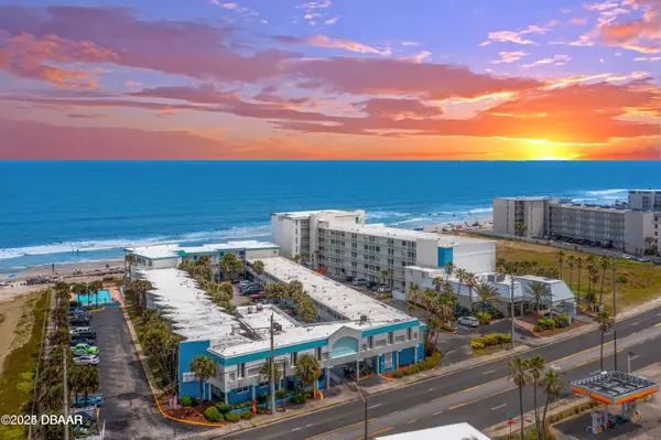 935 Atlantic AVE #303, Daytona Beach, FL 32118