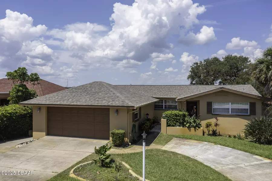 1199 Halifax AVE N, Daytona Beach, FL 32118