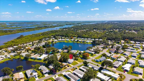 Edgewater, FL 32141,633 Starboard AVE