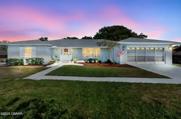 1330 Shadow Ridge DR, Deltona, FL 32725