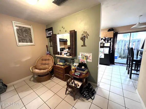 Port Orange, FL 32129,980 Canal View BLVD #J5