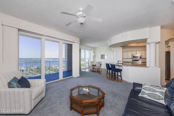 Daytona Beach Shores, FL 32118,3737 Atlantic AVE #1004