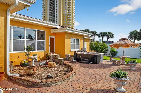 Daytona Beach, FL 32118,376 Williams AVE