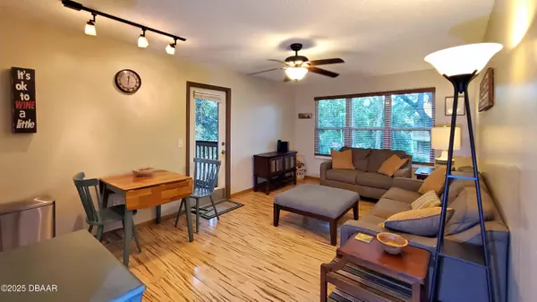 Daytona Beach, FL 32114,1401 Palmetto AVE #604