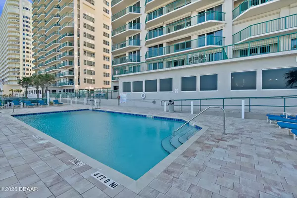 Daytona Beach Shores, FL 32118,3311 Atlantic AVE #304