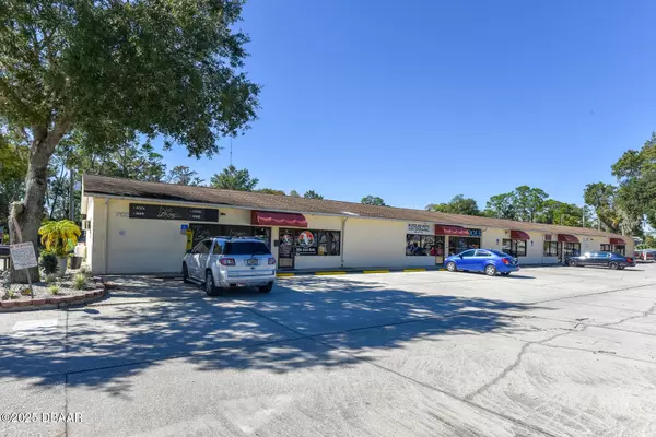 Bunnell, FL 32110,703 State ST