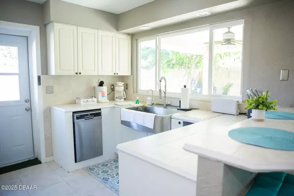 South Daytona, FL 32119,2845 Oak Lea DR