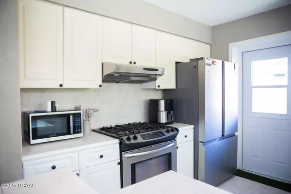 South Daytona, FL 32119,2845 Oak Lea DR