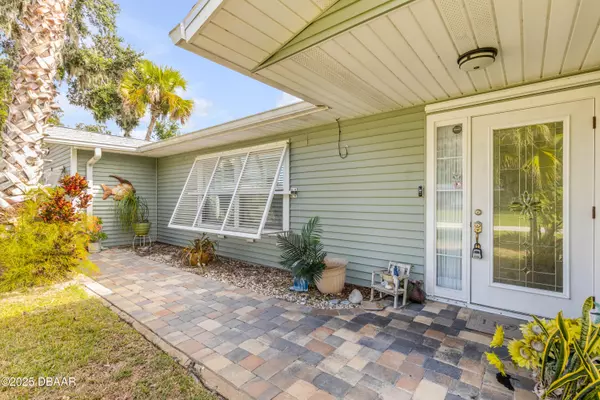 Edgewater, FL 32141,164 Azalea RD