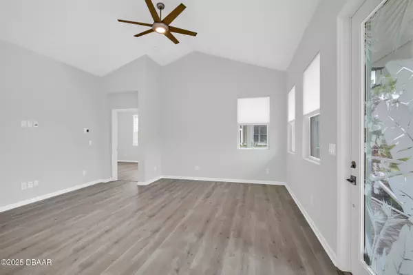 Daytona Beach, FL 32124,472 Landshark BLVD