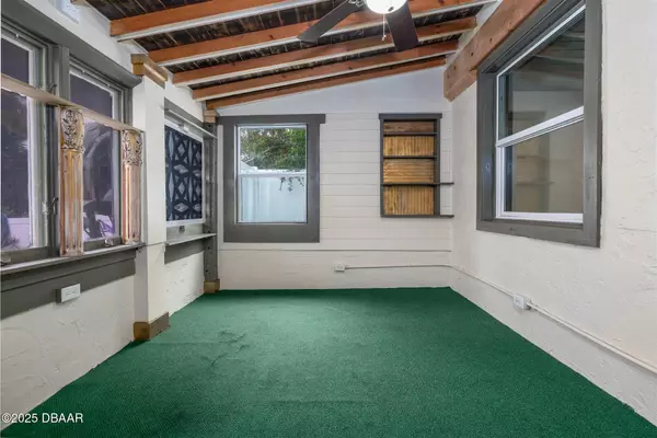 Daytona Beach, FL 32118,519 Mobile AVE