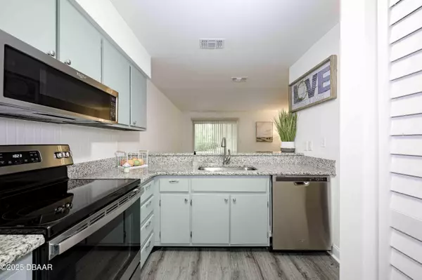 South Daytona, FL 32119,480 Reed Canal RD #13