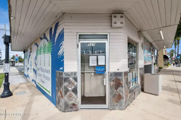 New Smyrna Beach, FL 32168,525 Canal ST