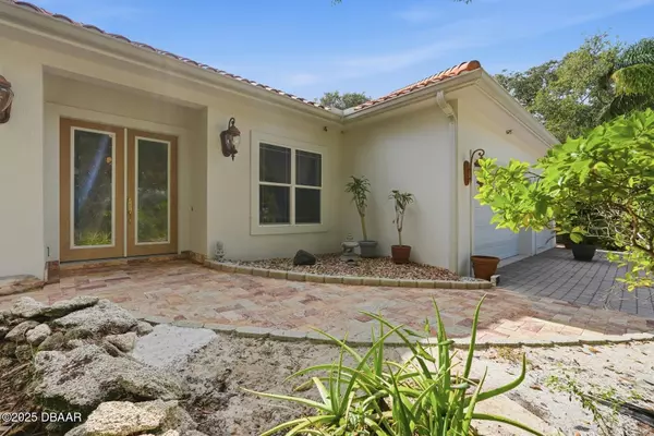 Ponce Inlet, FL 32127,105 Beach ST