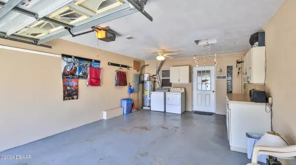 Ormond Beach, FL 32176,2820 Ocean Shore BLVD #8