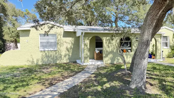 6 Byron Ellinor DR #A, Ormond Beach, FL 32176