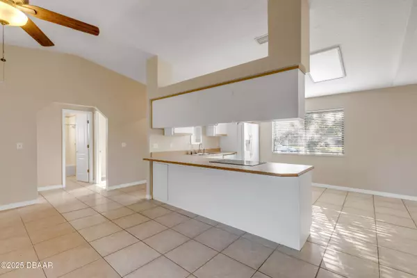 Edgewater, FL 32141,3415 Tamarind DR