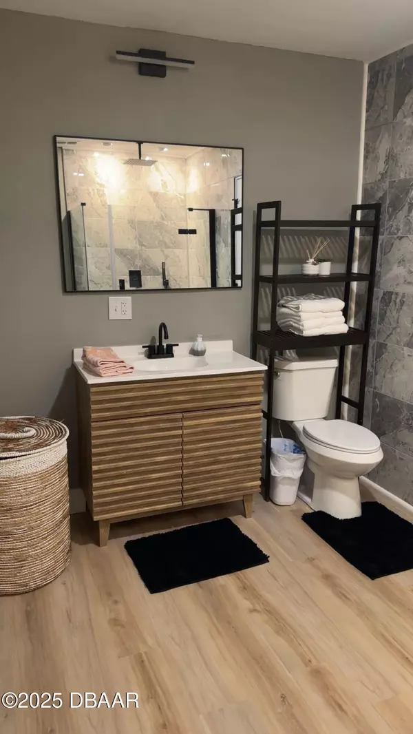 Port Orange, FL 32129,735 Biro DR