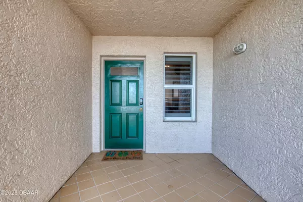 Daytona Beach Shores, FL 32118,3315 Atlantic AVE #705