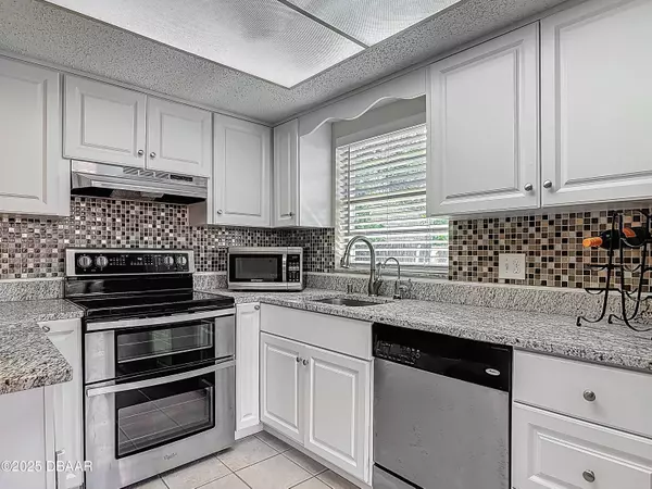 Port Orange, FL 32129,95 Moonstone CT