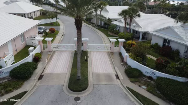 Daytona Beach Shores, FL 32118,137 Key Colony CT