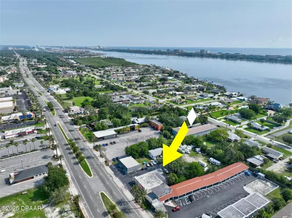 South Daytona, FL 32119,1841 Ridgewood AVE