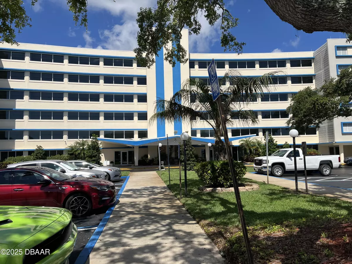 Daytona Beach, FL 32118,1224 Peninsula DR #501
