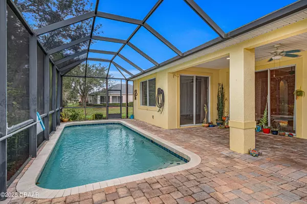 Daytona Beach, FL 32124,1207 Champions DR