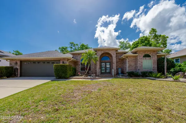 15 Carrington LN, Ormond Beach, FL 32174