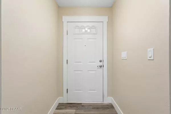 New Smyrna Beach, FL 32168,314 Citrus Open DR