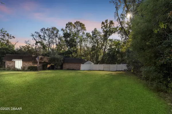 2286 Laurel Grove LN, Orange Park, FL 32073