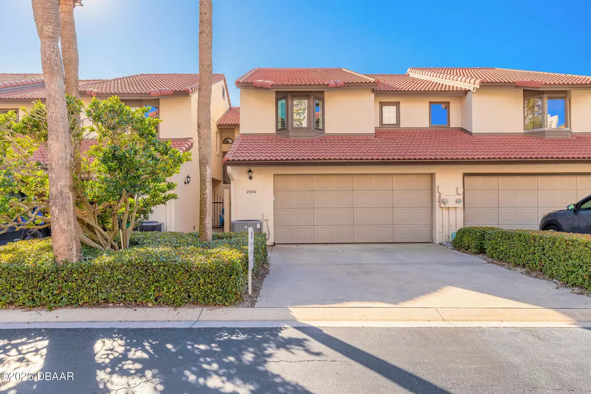 Daytona Beach, FL 32118,2954 Oceans TRCE