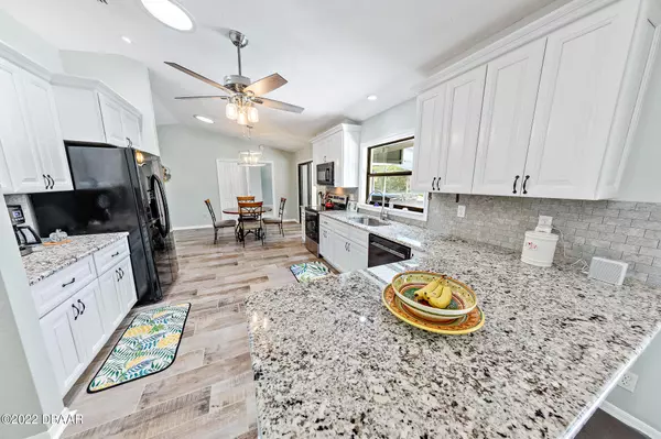 Ponce Inlet, FL 32127,5 Beacon CT