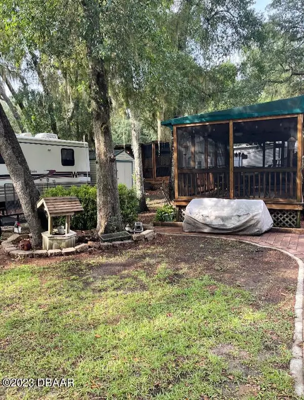 Salt Springs, FL 32134,25293 NE 139th LOT 285 LN